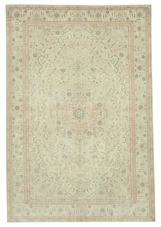 6x10 Beige Vintage Rug - 37993