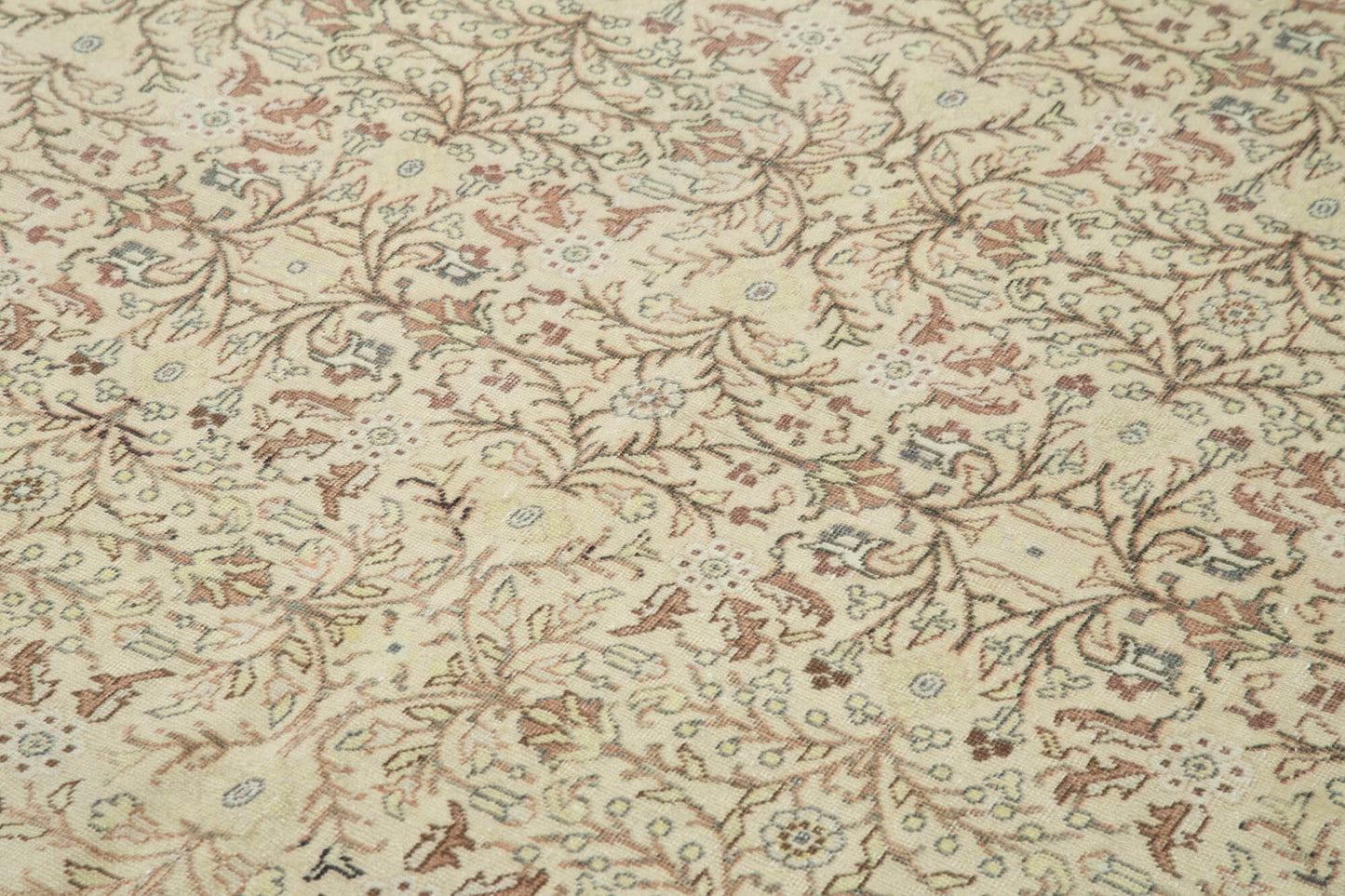 6x9 Beige Vintage Rug - 37999
