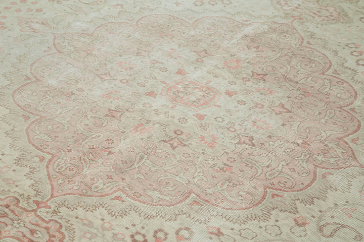 8x13 Beige Vintage Rug - 38024