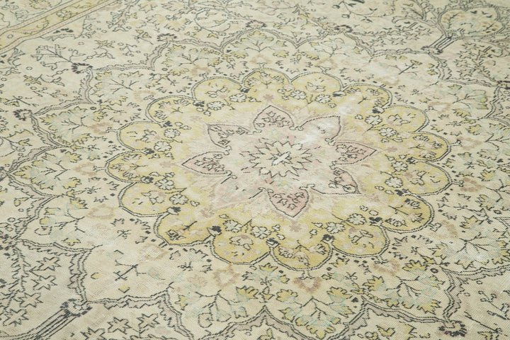 8x12 Beige Vintage Rug - 38027