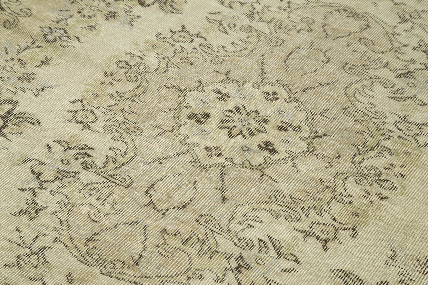 6x9 Beige Turkish Vintage Area Rug - 38937