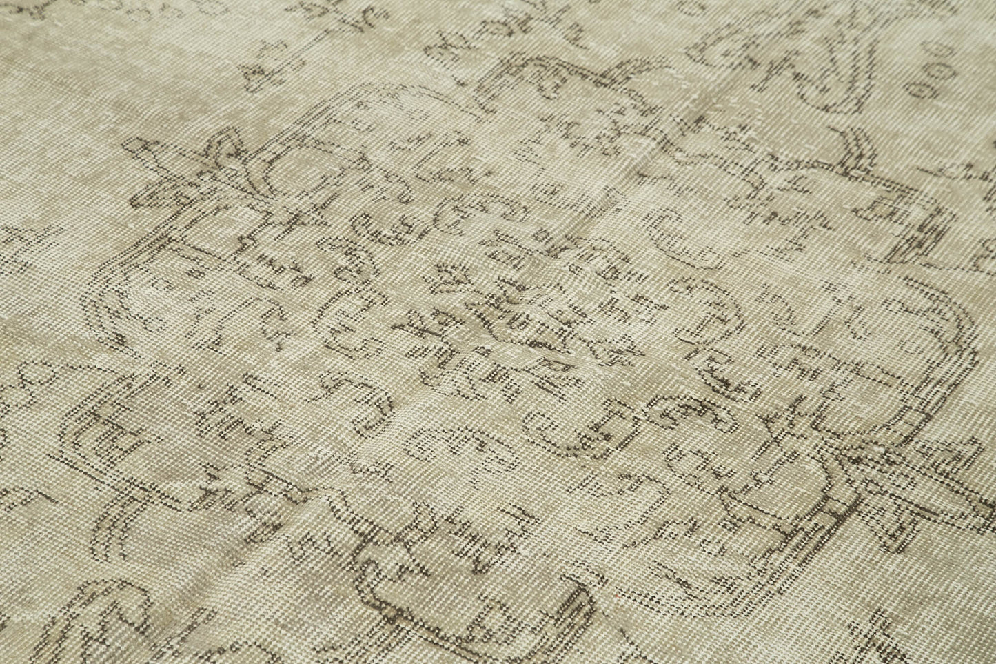 6x10 Beige Turkish Vintage Area Rug - 38940