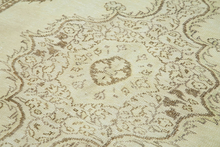 6x10 Beige Turkish Vintage Area Rug - 38967