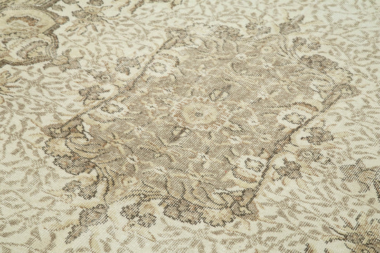6x9 Beige Turkish Vintage Area Rug - 39021