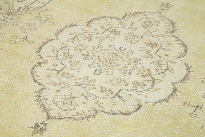6x10 Beige Turkish Vintage Area Rug - 39043