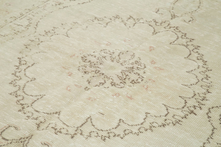 6x10 Beige Turkish Vintage Area Rug - 39063