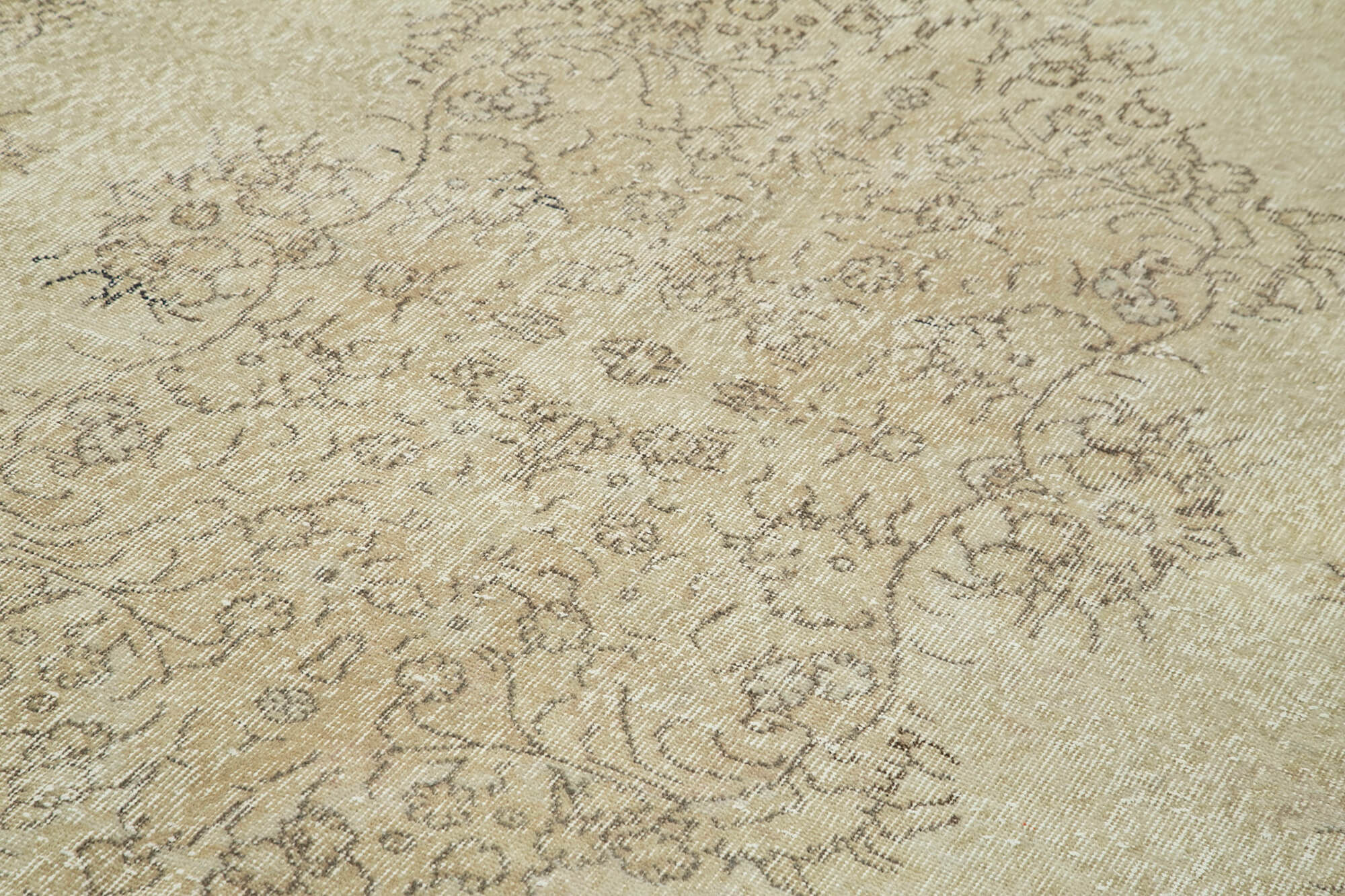 6x10 Beige Turkish Vintage Area Rug - 39075