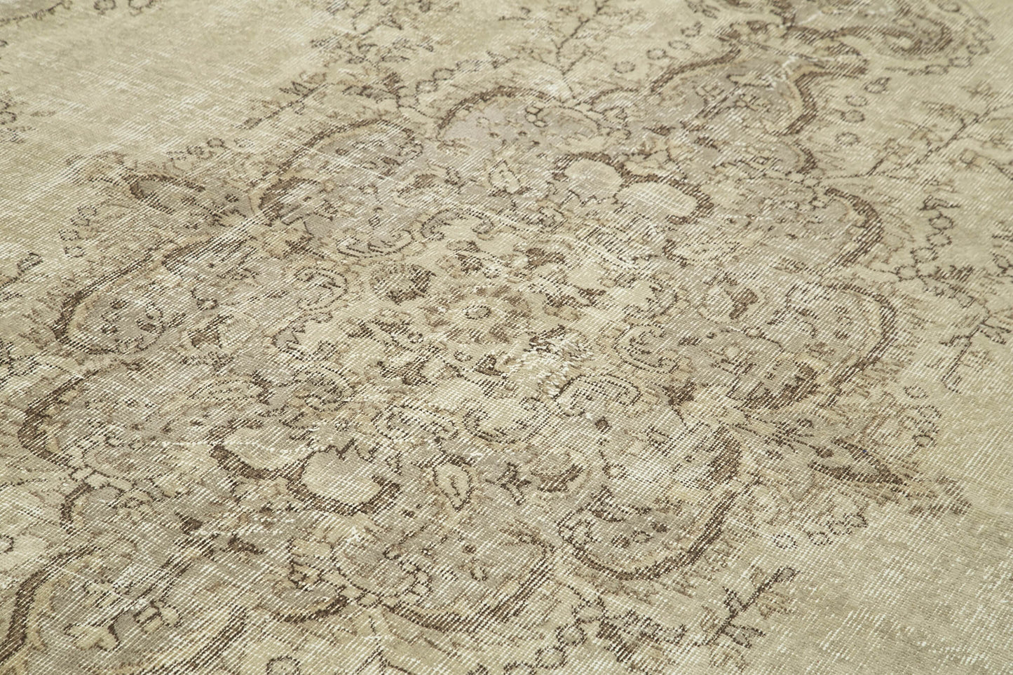 7x10 Beige Turkish Vintage Area Rug - 39084