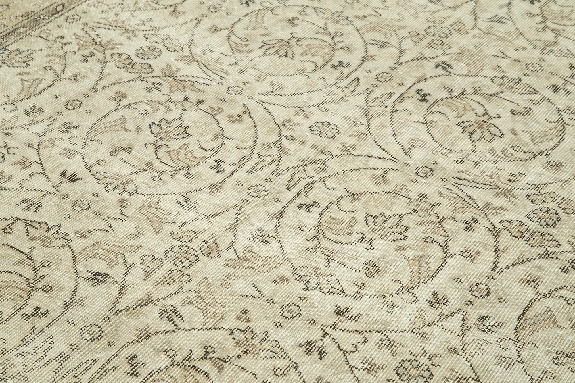 6x10 Beige Turkish Vintage Area Rug - 39091