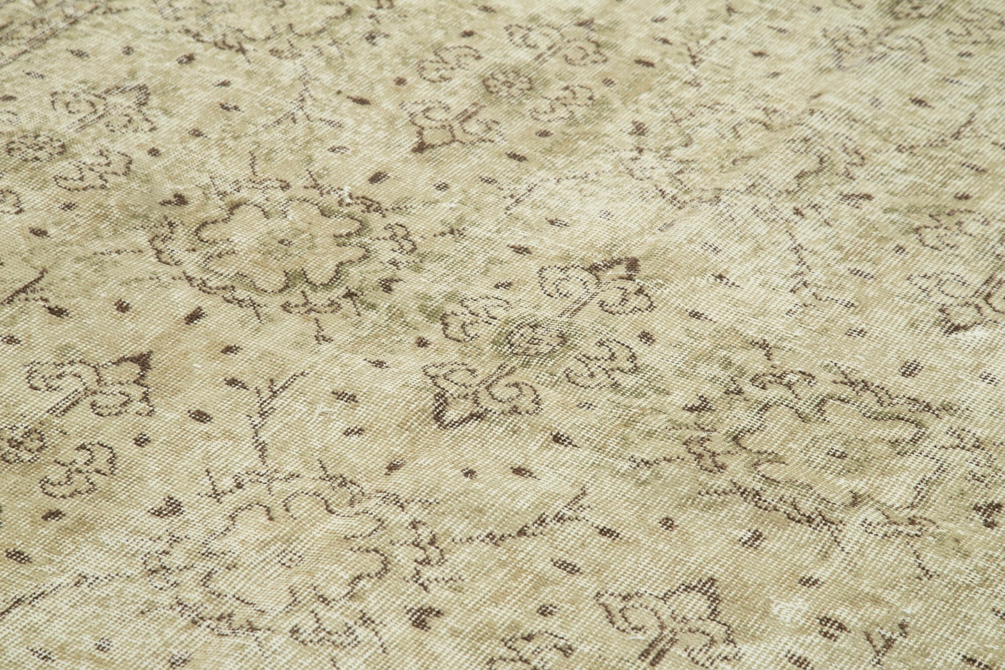 6x10 Beige Turkish Vintage Area Rug - 39098