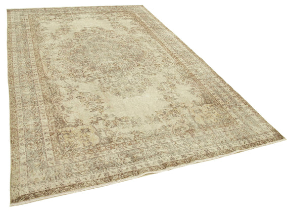 6x10 Beige Turkish Vintage Area Rug - 39102