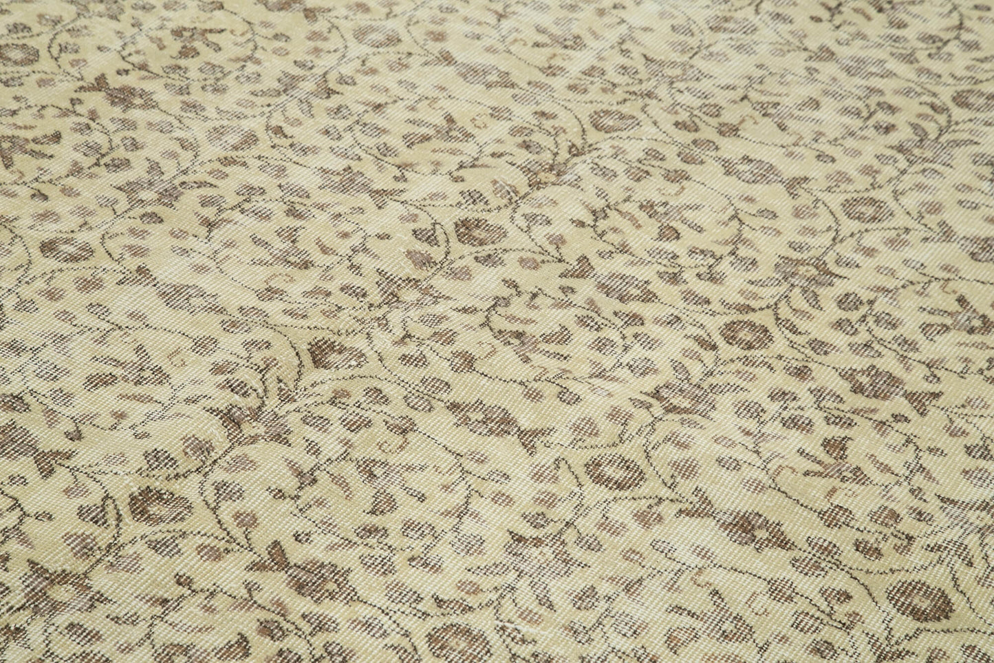 6x10 Beige Turkish Vintage Area Rug - 39113