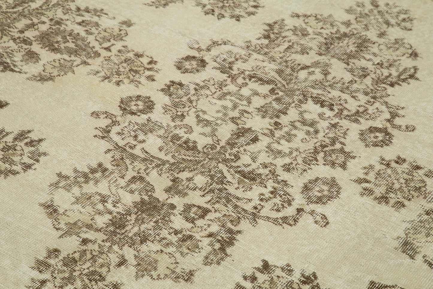 6x10 Beige Turkish Vintage Area Rug - 39119