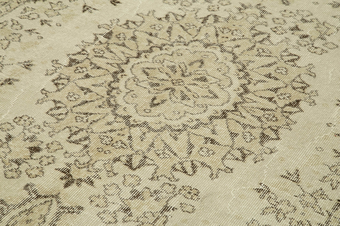 6x10 Beige Turkish Vintage Area Rug - 39323