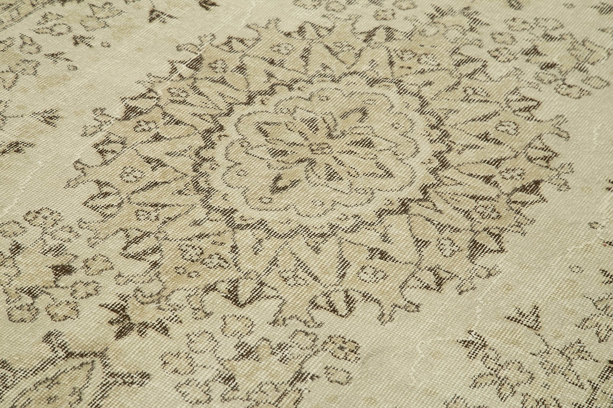 6x10 Beige Turkish Vintage Area Rug - 39323