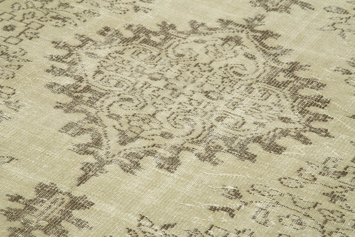 6x10 Beige Turkish Vintage Area Rug - 39324