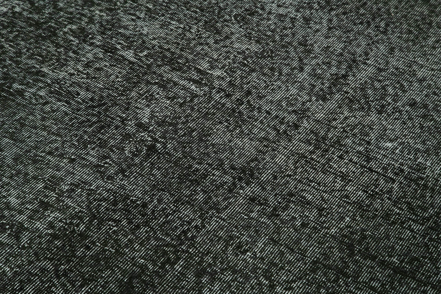 6x8 Black Overdyed Rug - 39400
