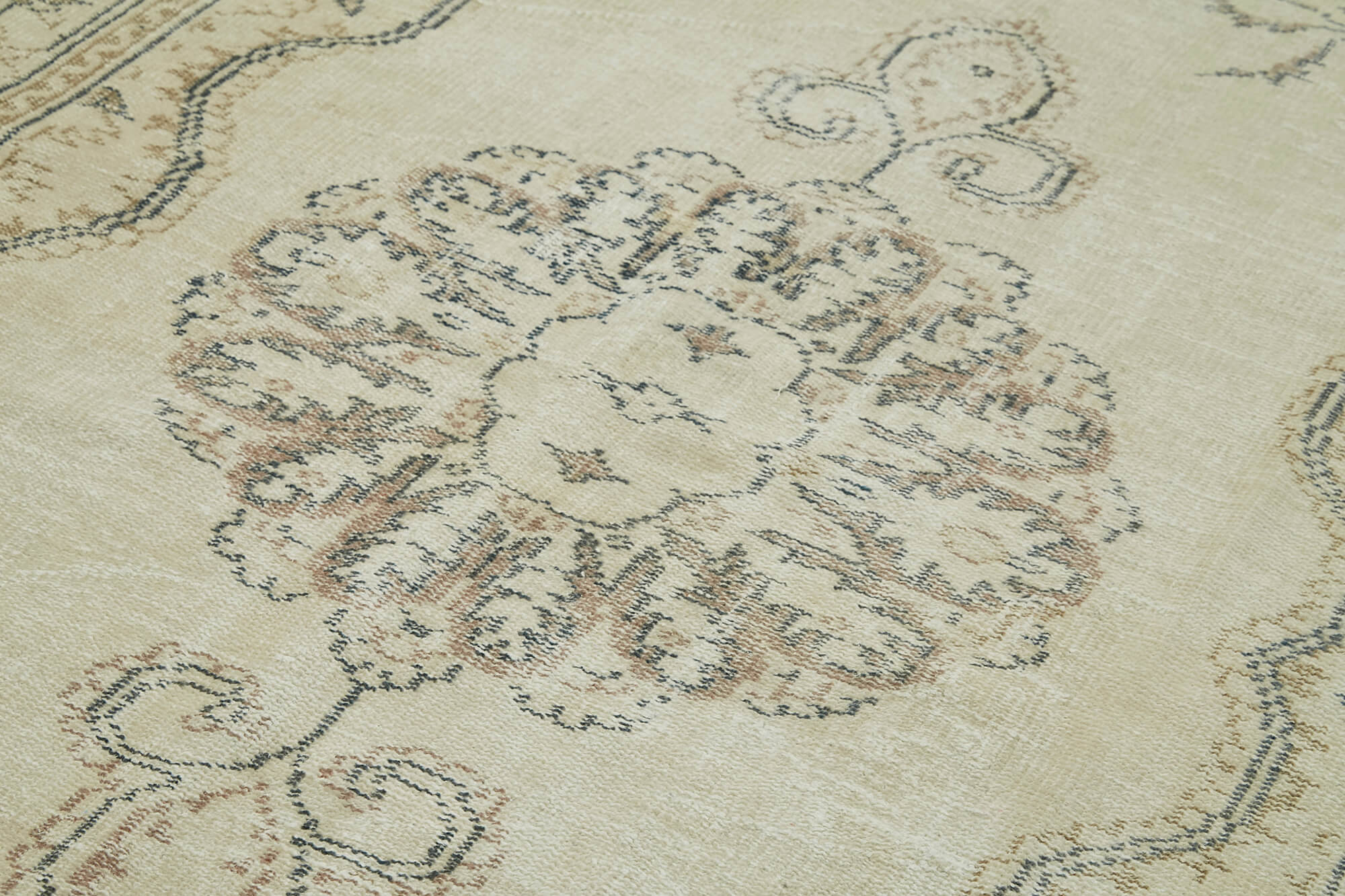 6x9 Beige Turkish Vintage Area Rug - 41411