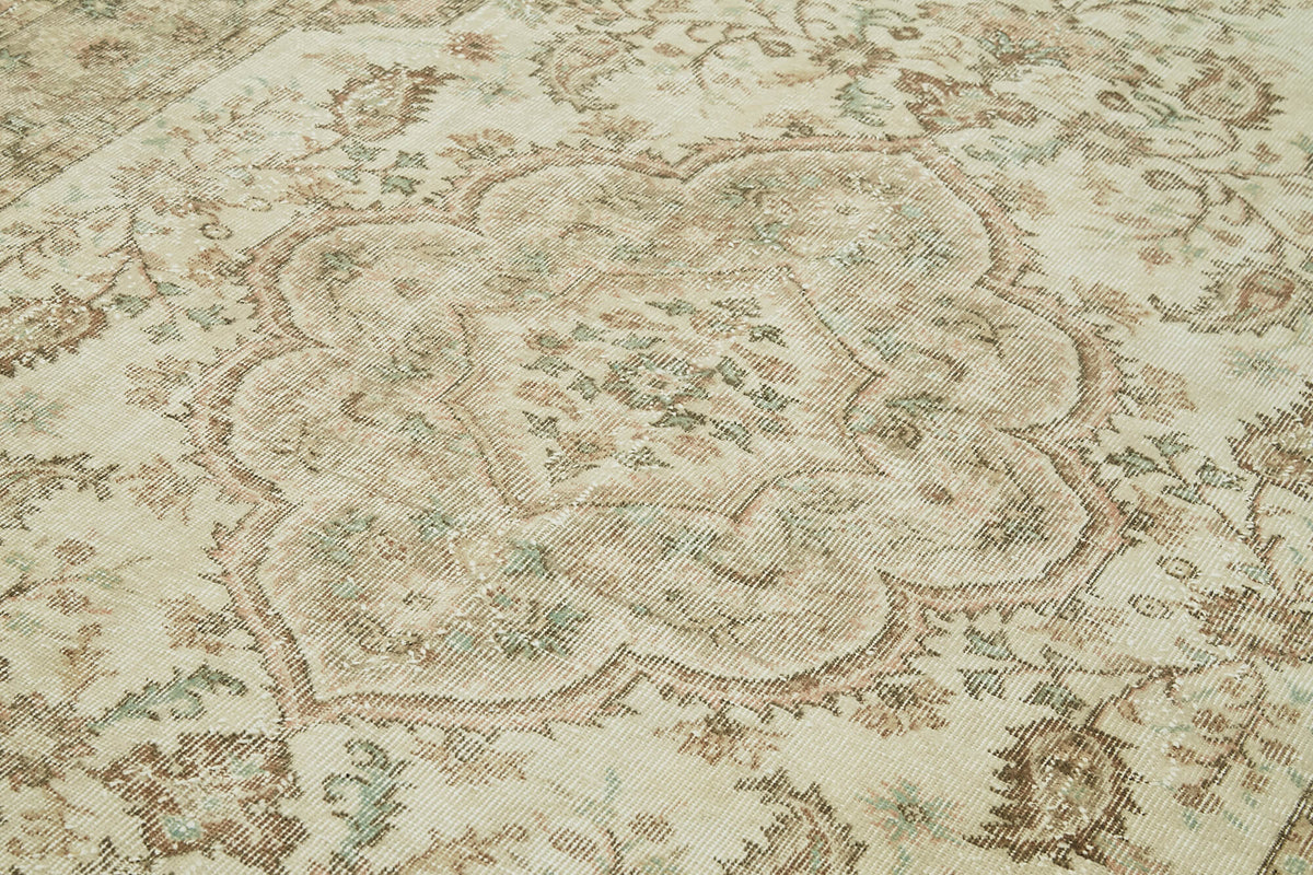 6x9 Beige Turkish Vintage Area Rug - 41508
