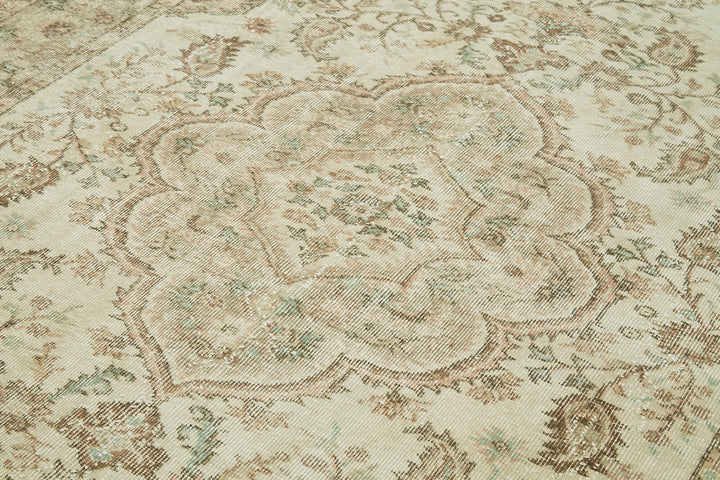 6x9 Beige Turkish Vintage Area Rug - 41508