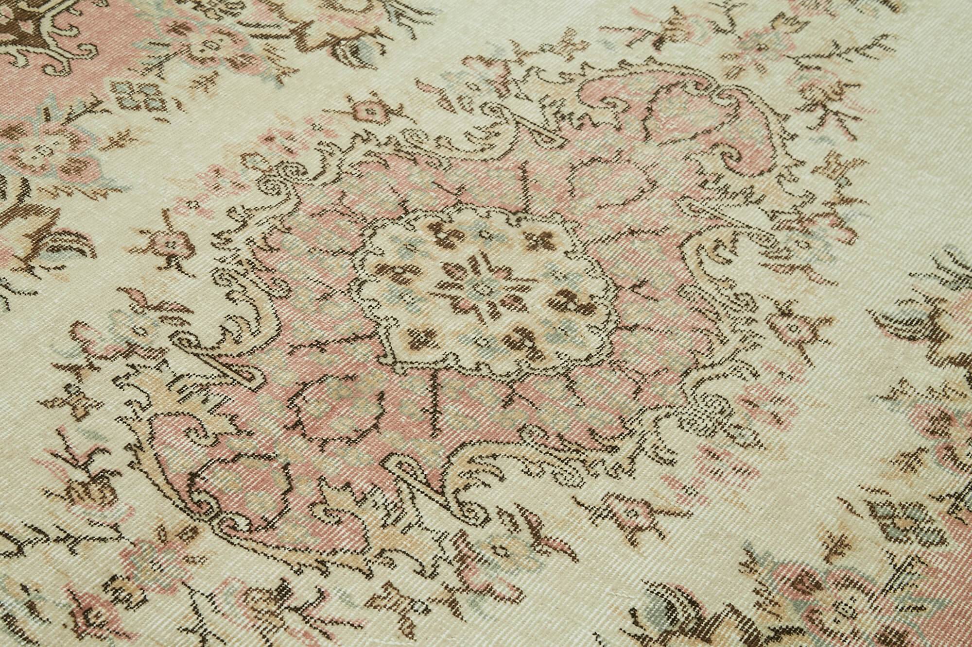 6x8 Beige Turkish Vintage Area Rug - 41556