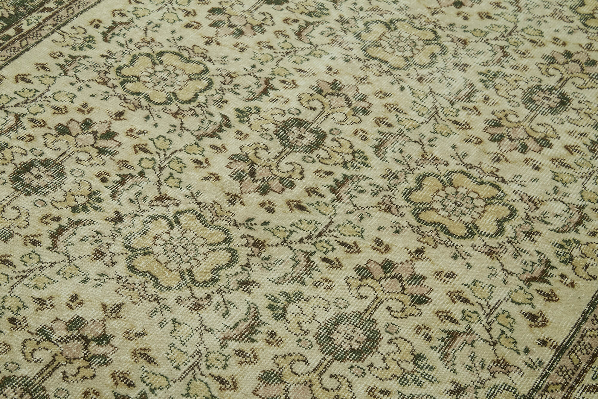6x9 Beige Turkish Vintage Area Rug - 41578