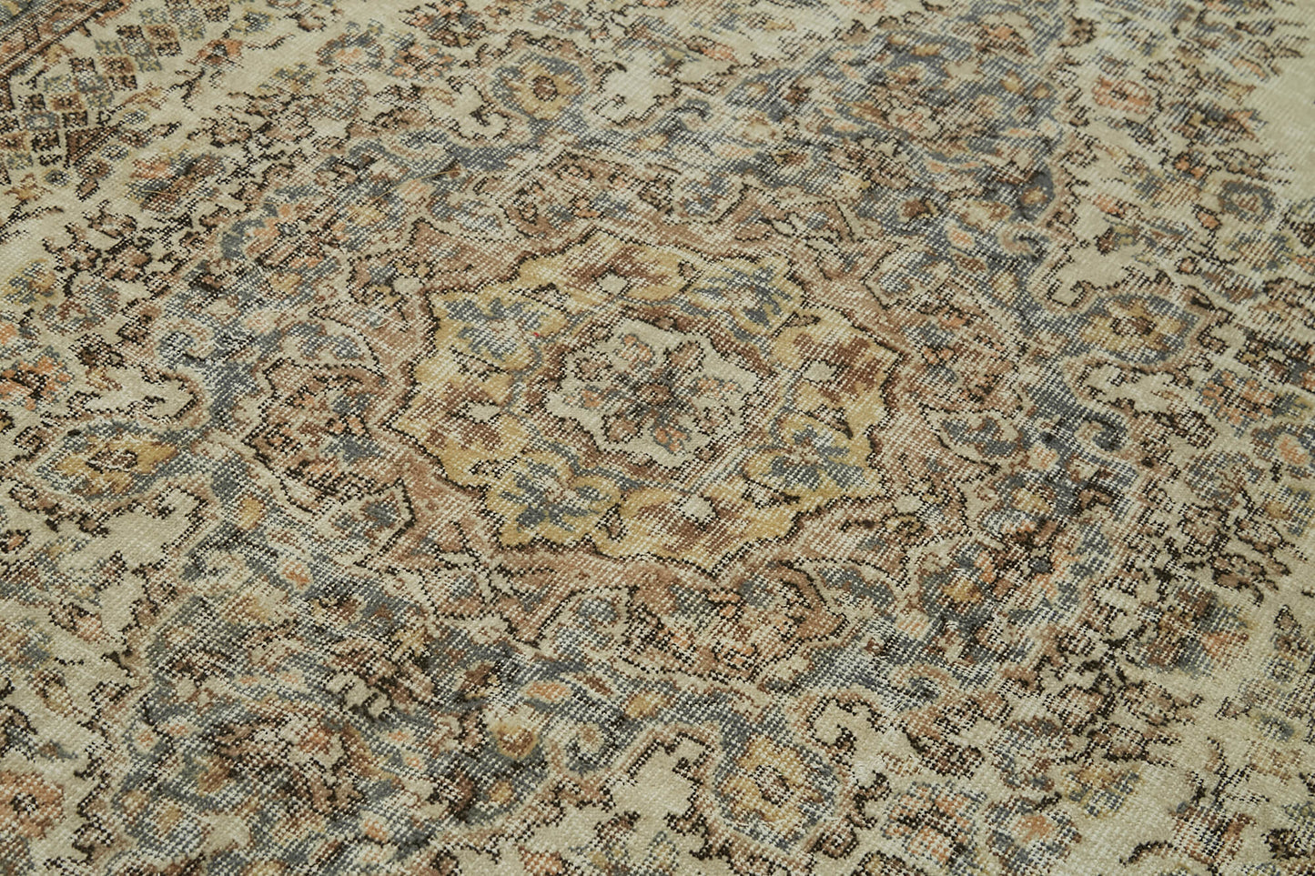 5x9 Beige Turkish Vintage Area Rug - 41580