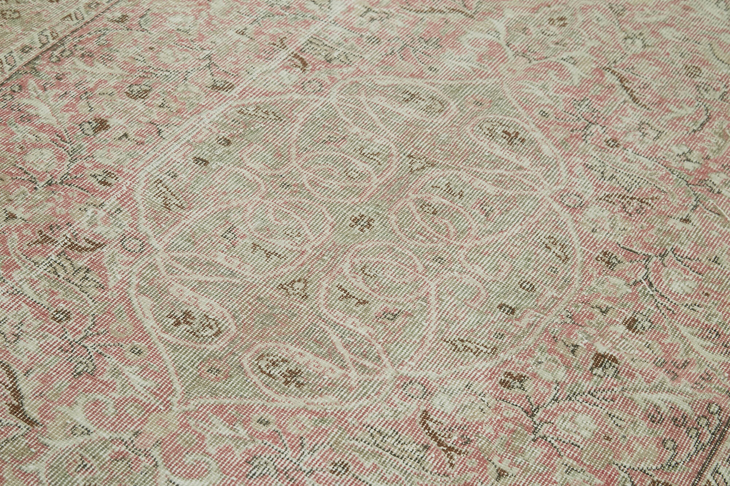 5x9 Beige Turkish Vintage Area Rug - 41602