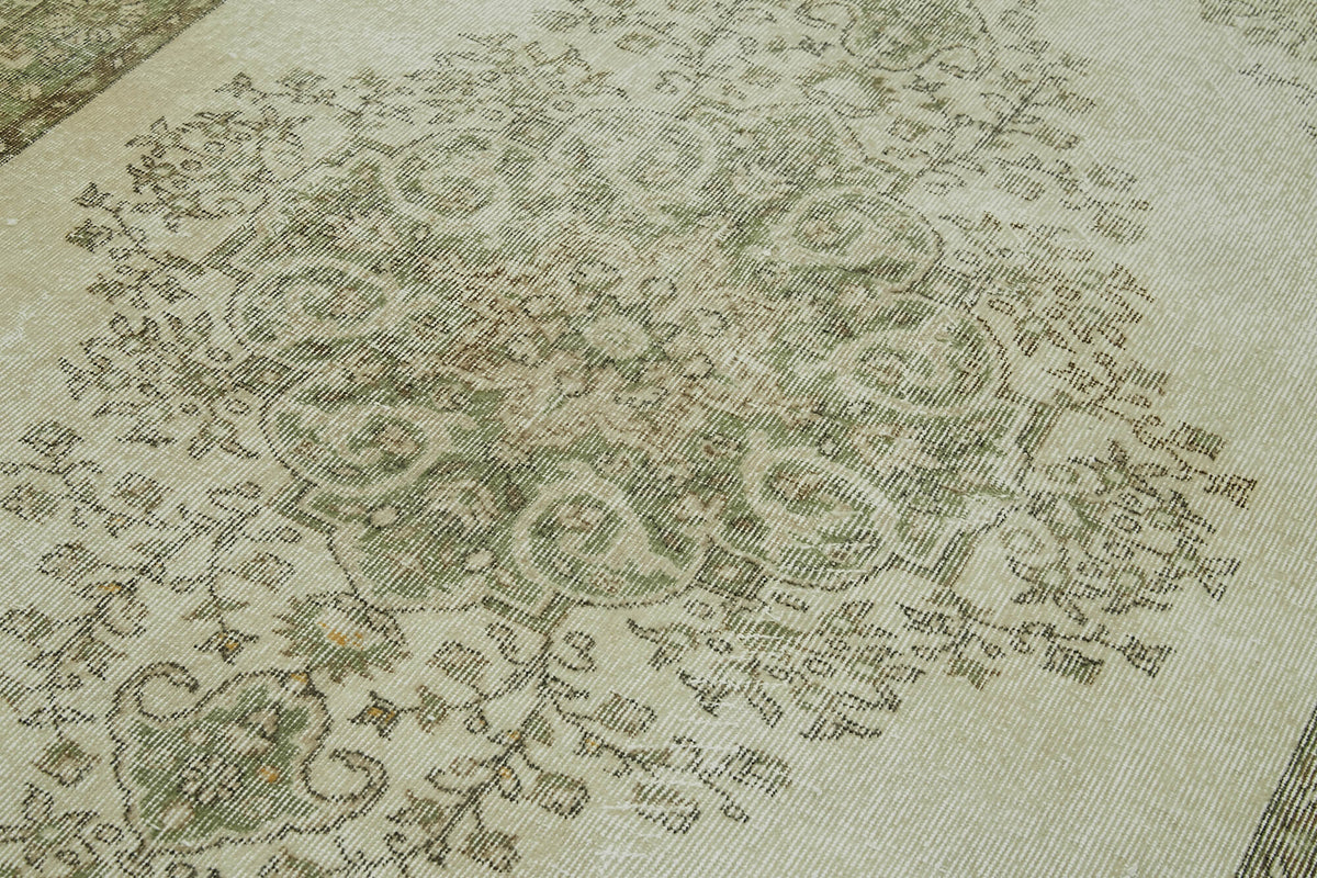 6x9 Beige Turkish Vintage Area Rug - 41644