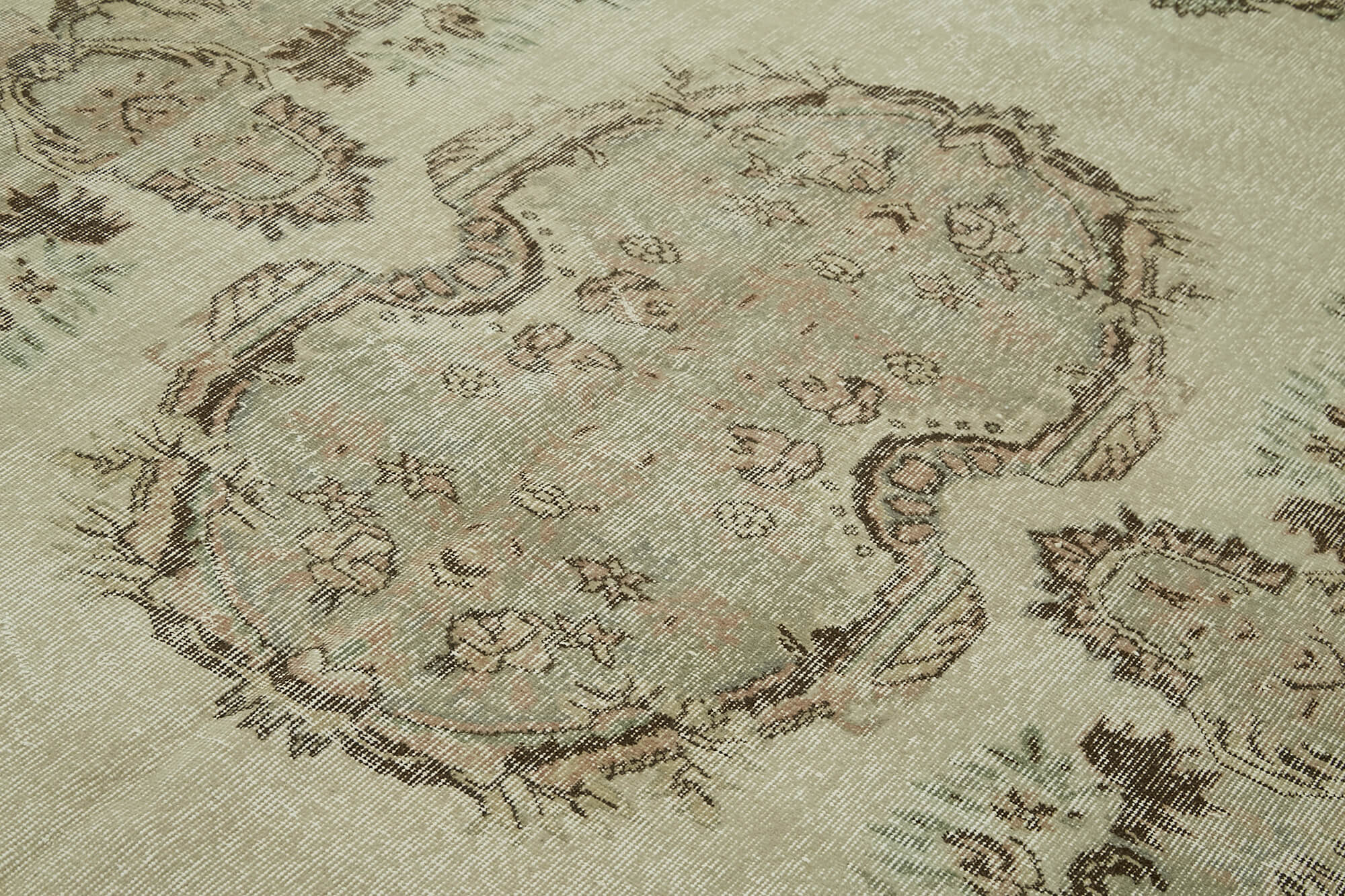 6x9 Beige Turkish Vintage Area Rug - 41745
