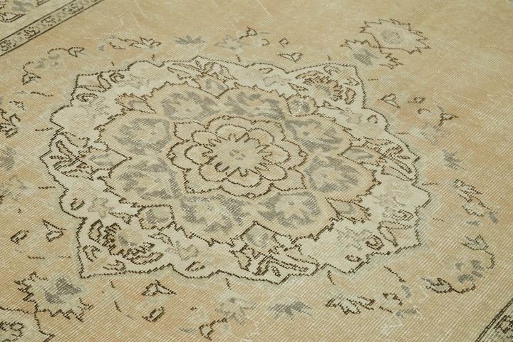 6x9 Beige Turkish Vintage Area Rug - 41825