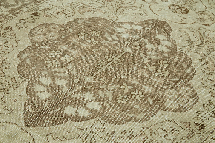 5x9 Beige Turkish Vintage Area Rug - 41832