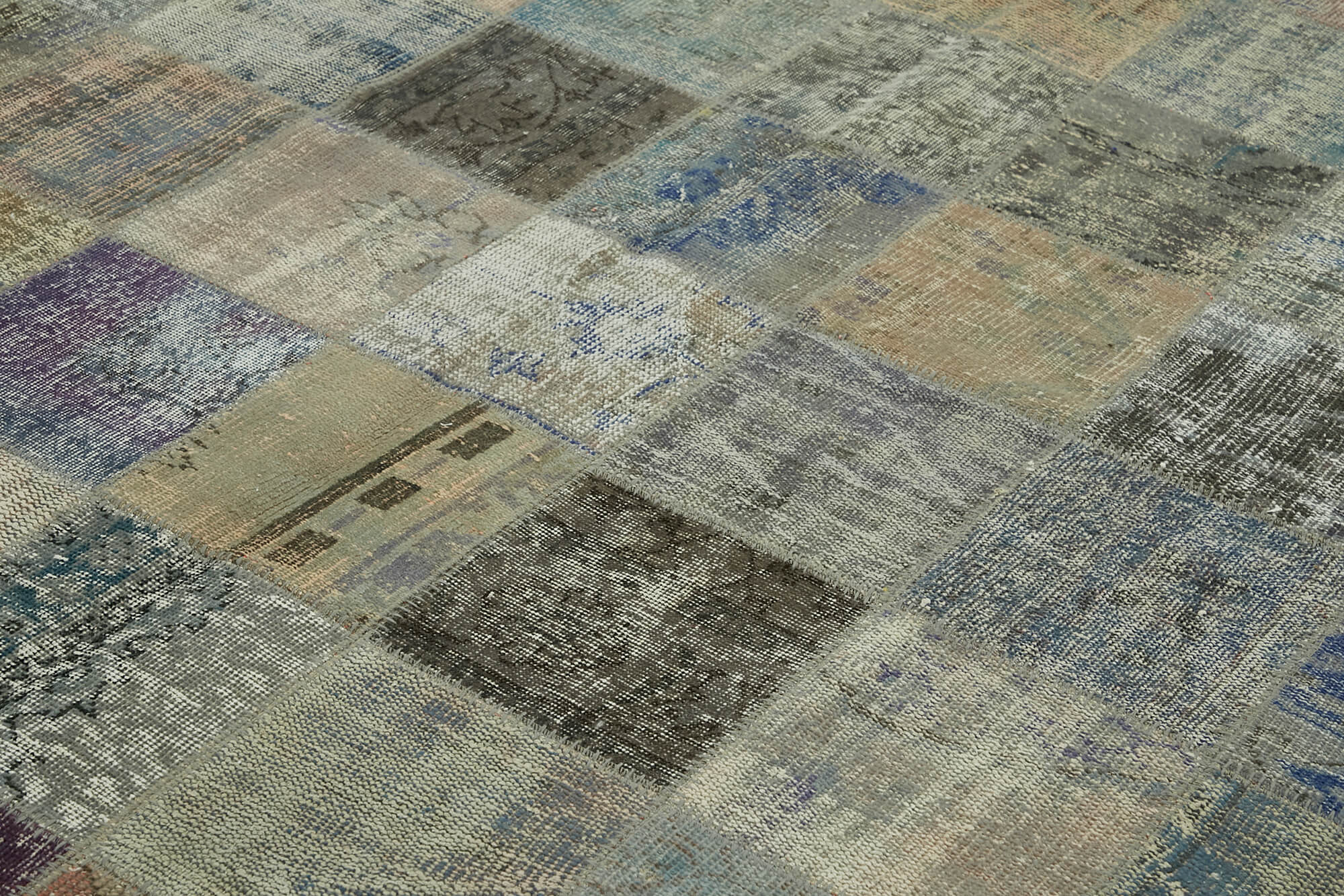 8x12 Grey Patchwork Rug- 43212