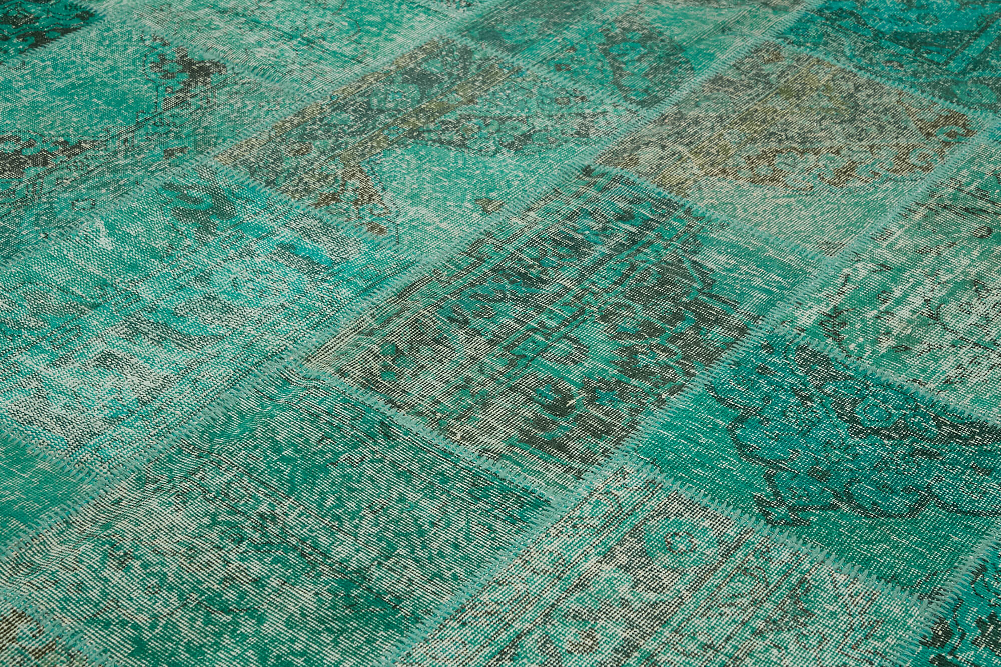 8x11 Turquoise Patchwork Rug- 43218