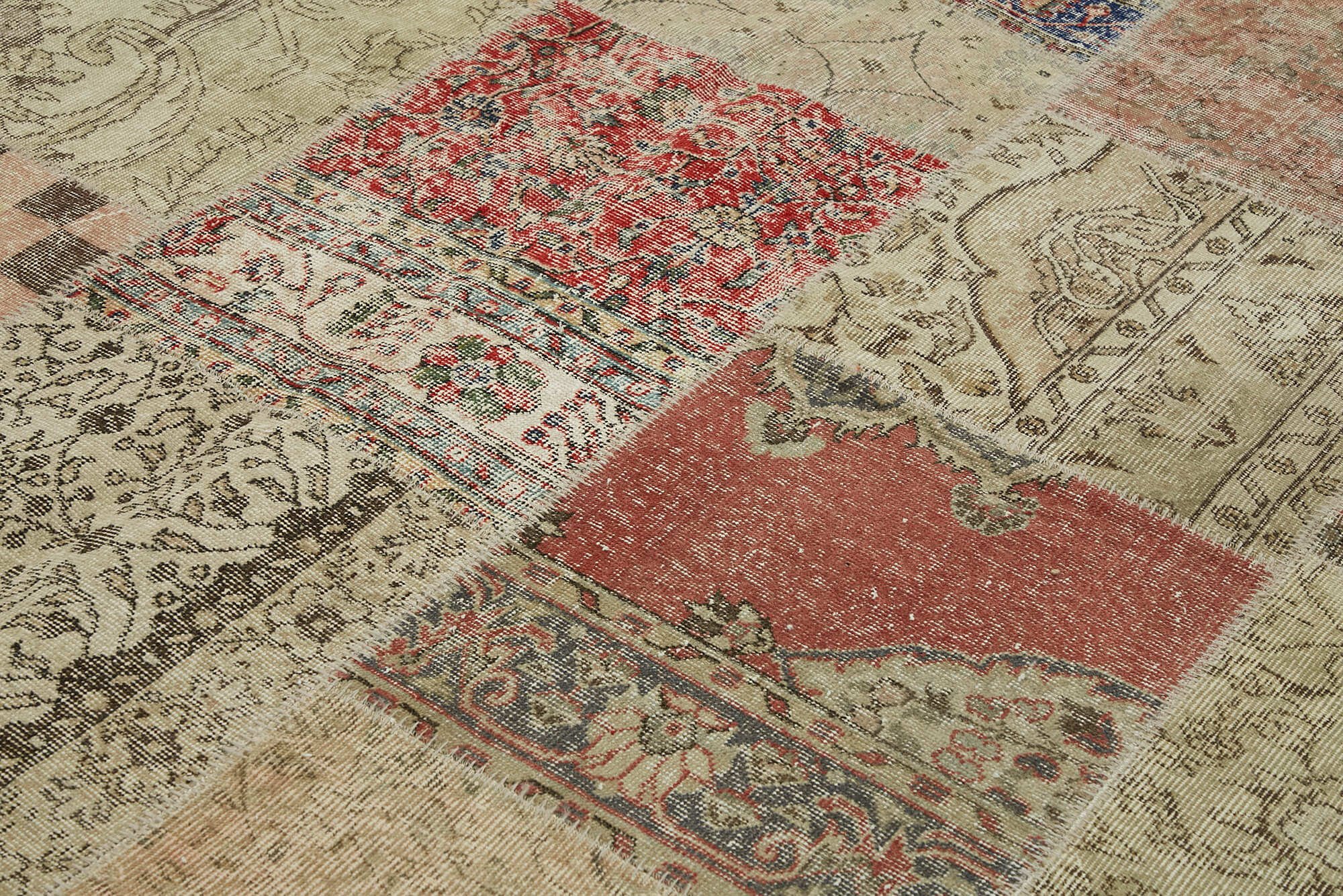 8x11 Beige Patchwork Rug- 43219