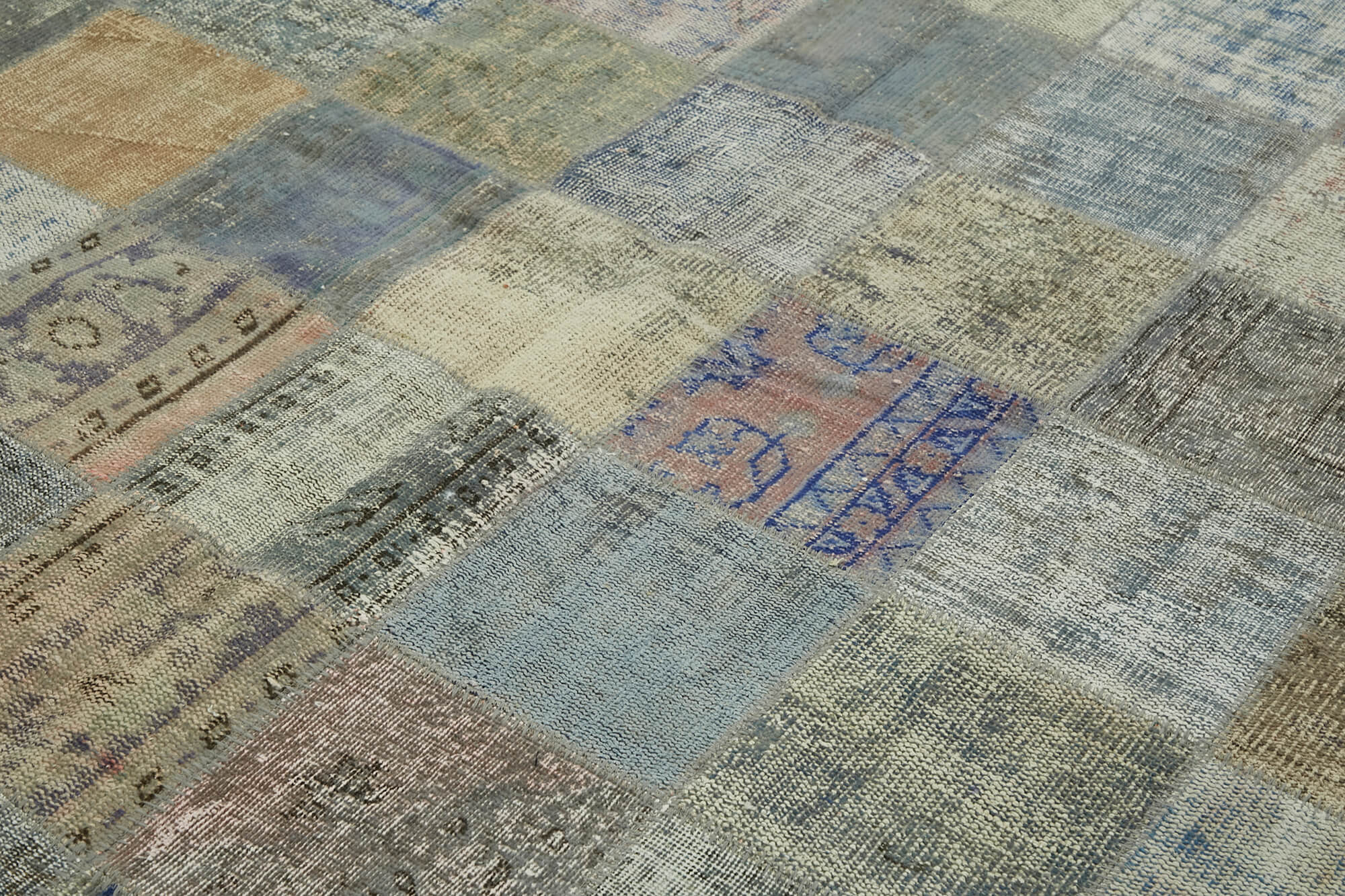 8x12 Grey Patchwork Rug- 43220