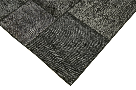 8x11 Black Patchwork Rug- 43244
