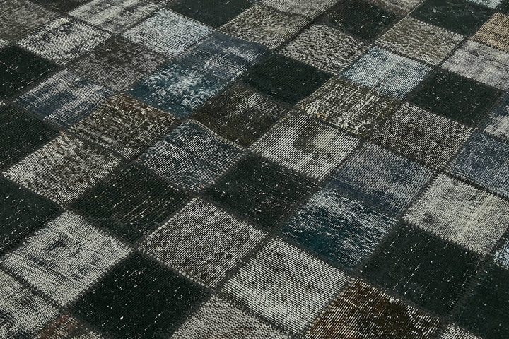 8x11 Black Patchwork Rug- 43250