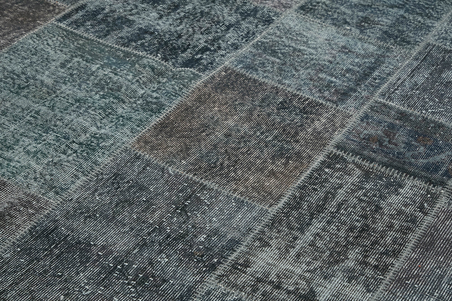 8x11 Grey Patchwork Rug- 43261