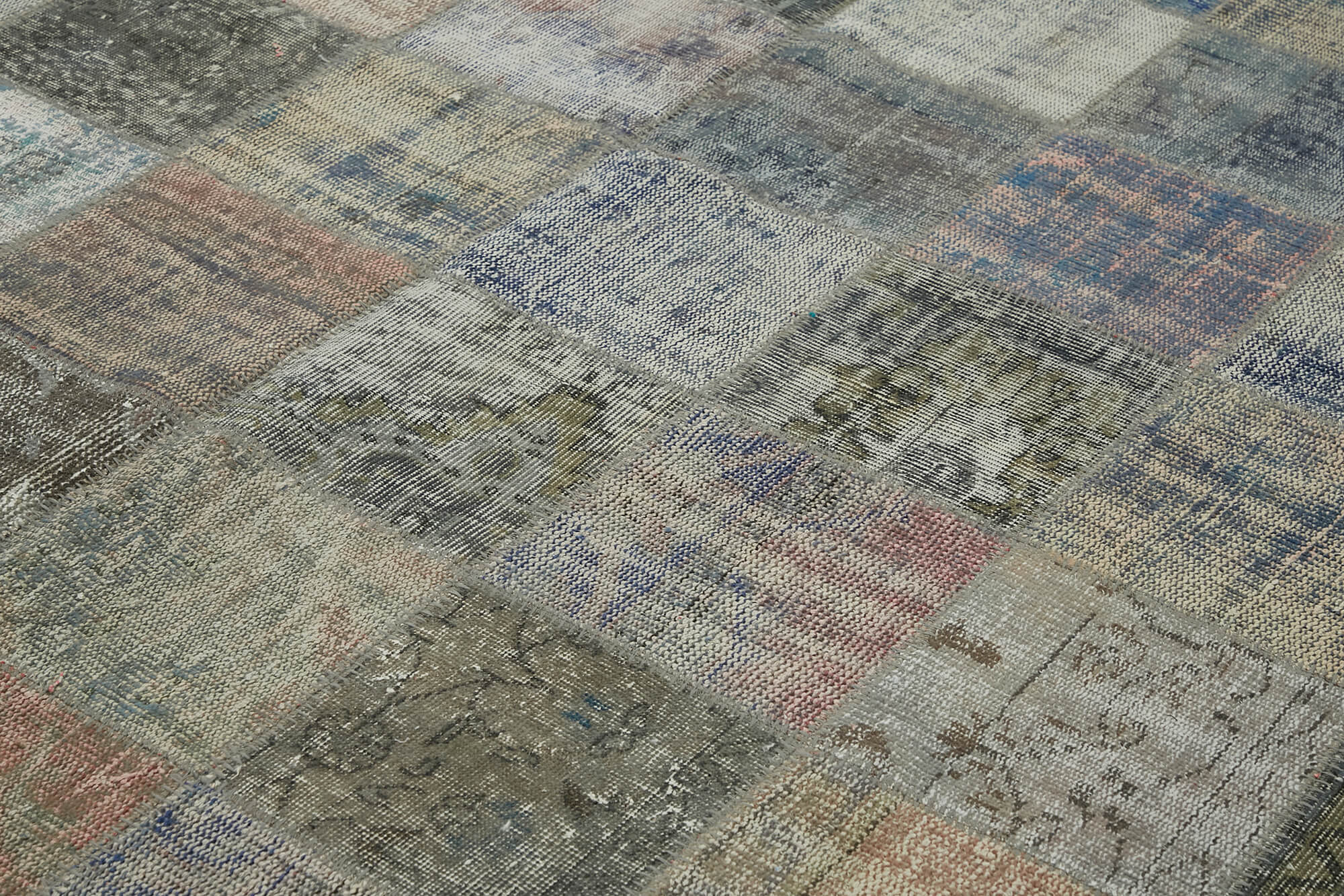 10x13 Grey Patchwork Rug - 43318
