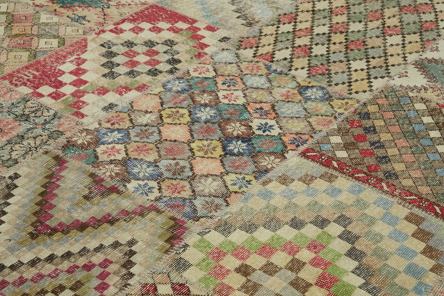 10x13 Beige Patchwork Rug - 43332