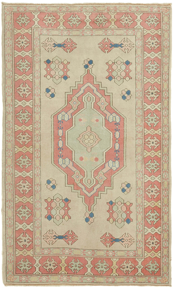 5x7 Beige Anatolian Rug - 43618