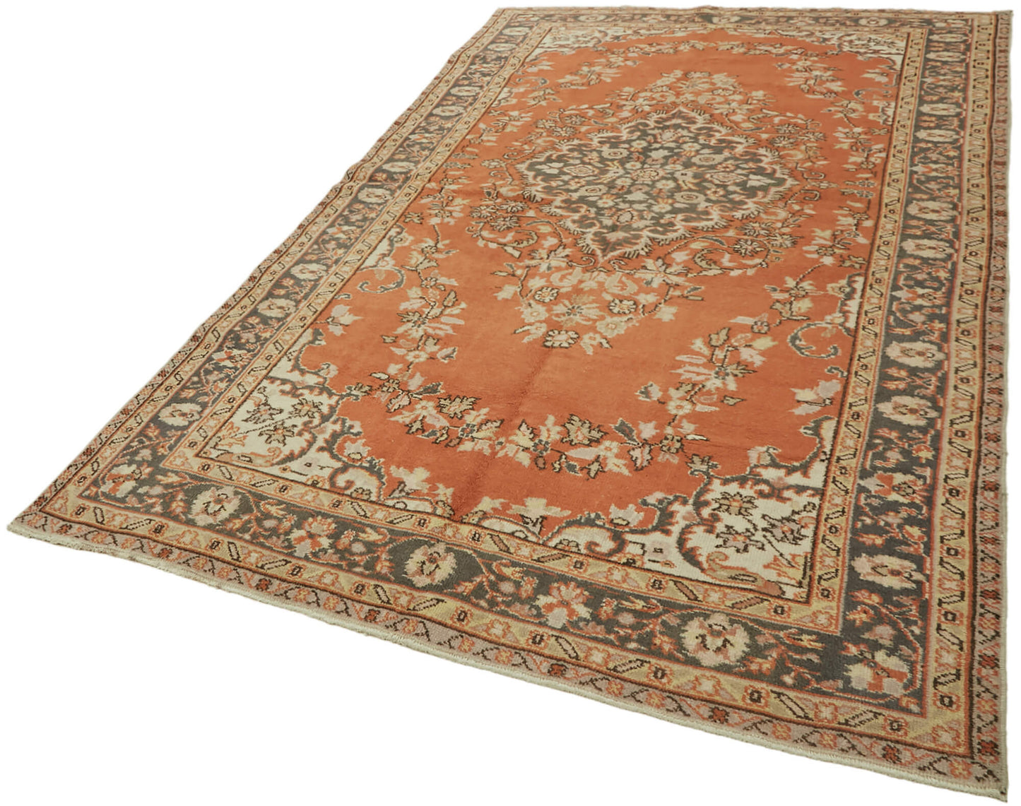 6x10 Beige Turkish Vintage Area Rug - 44557