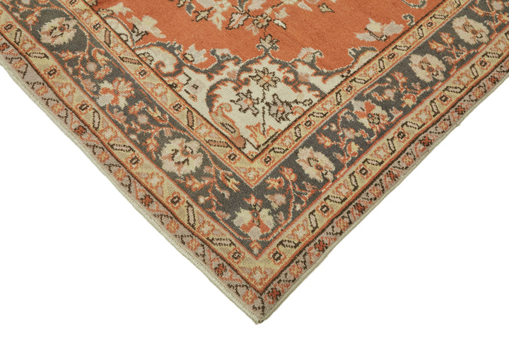 6x10 Beige Turkish Vintage Area Rug - 44557