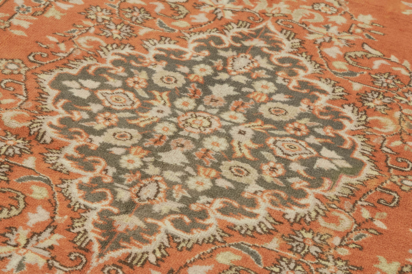 6x10 Beige Turkish Vintage Area Rug - 44557