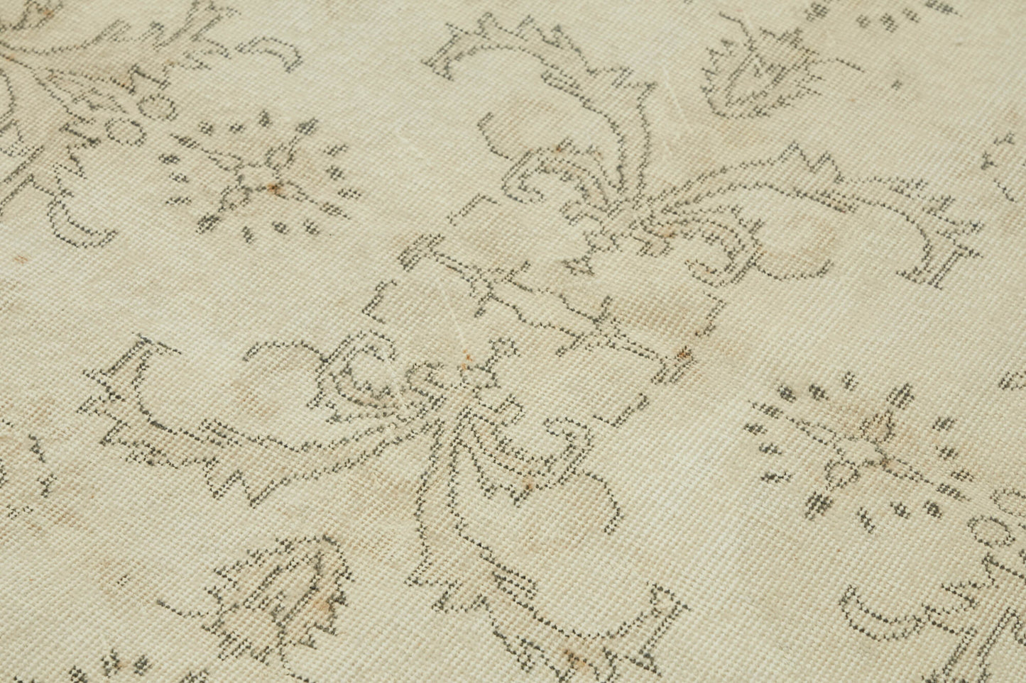 4x7 Beige Turkish Vintage Area Rug - 44931