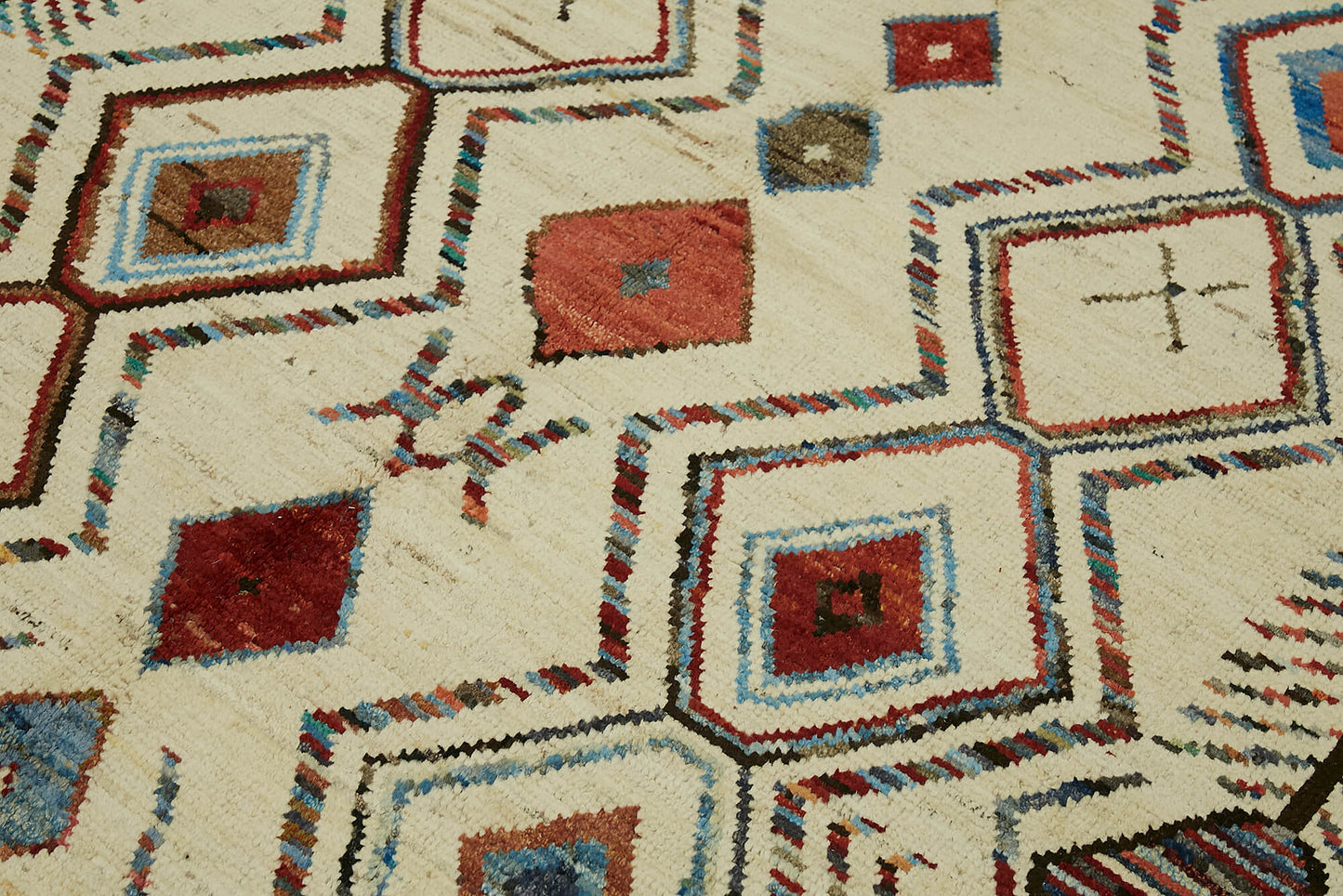 7x10 Beige Modern Tribal Rug - 45579