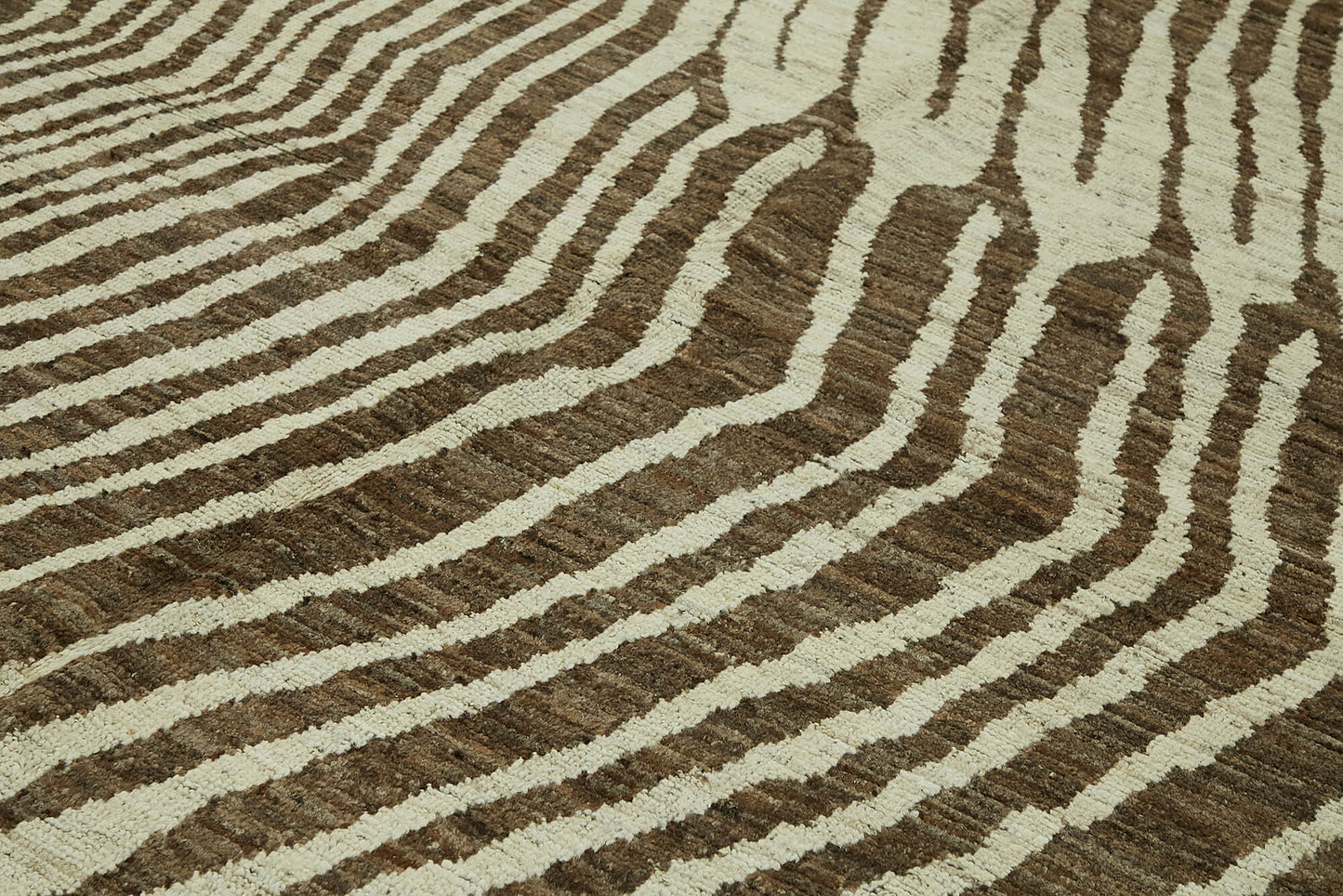 9x12 Brown Modern Tribal Rug - 45626