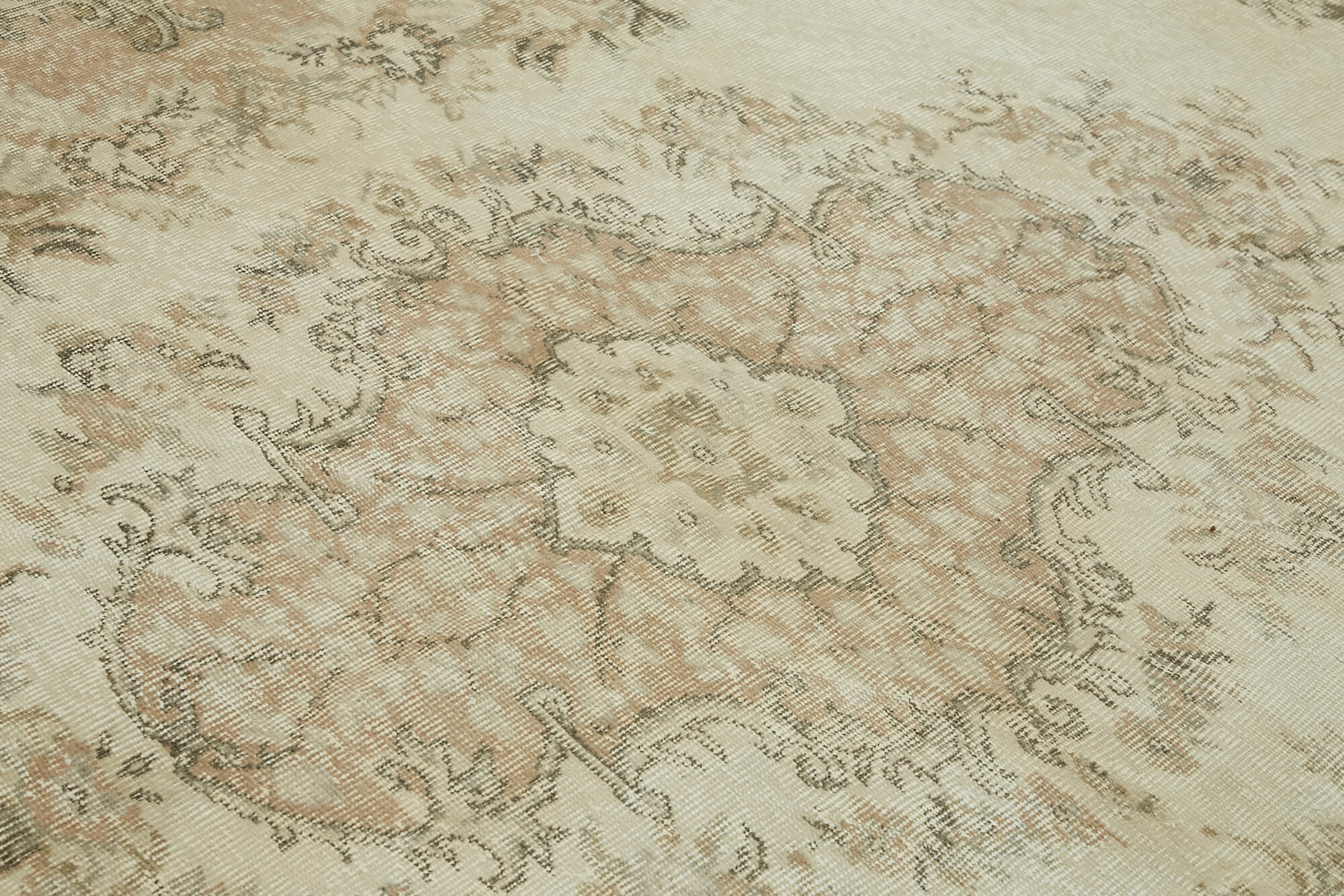 6x10 Beige Turkish Vintage Area Rug - 46076