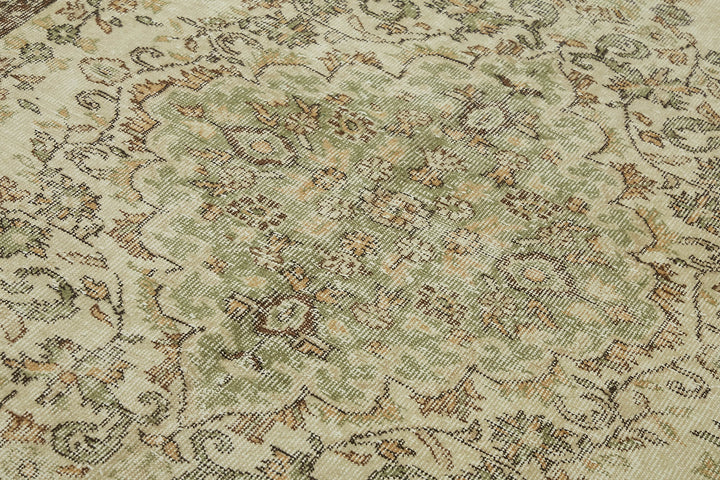 6x10 Beige Turkish Vintage Area Rug - 46103